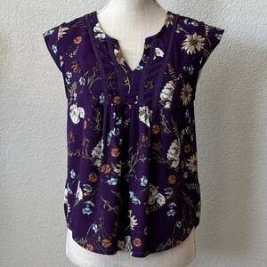 Collective Concepts Floral Purple Women's Pleated Sleeveless Top Size SP Spring